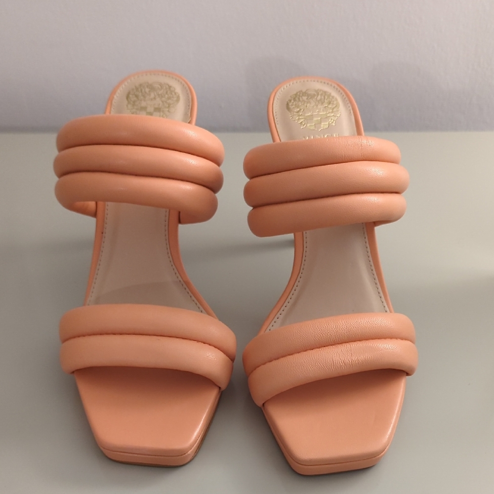 Vince Camuto Orange Heels Elegant Design